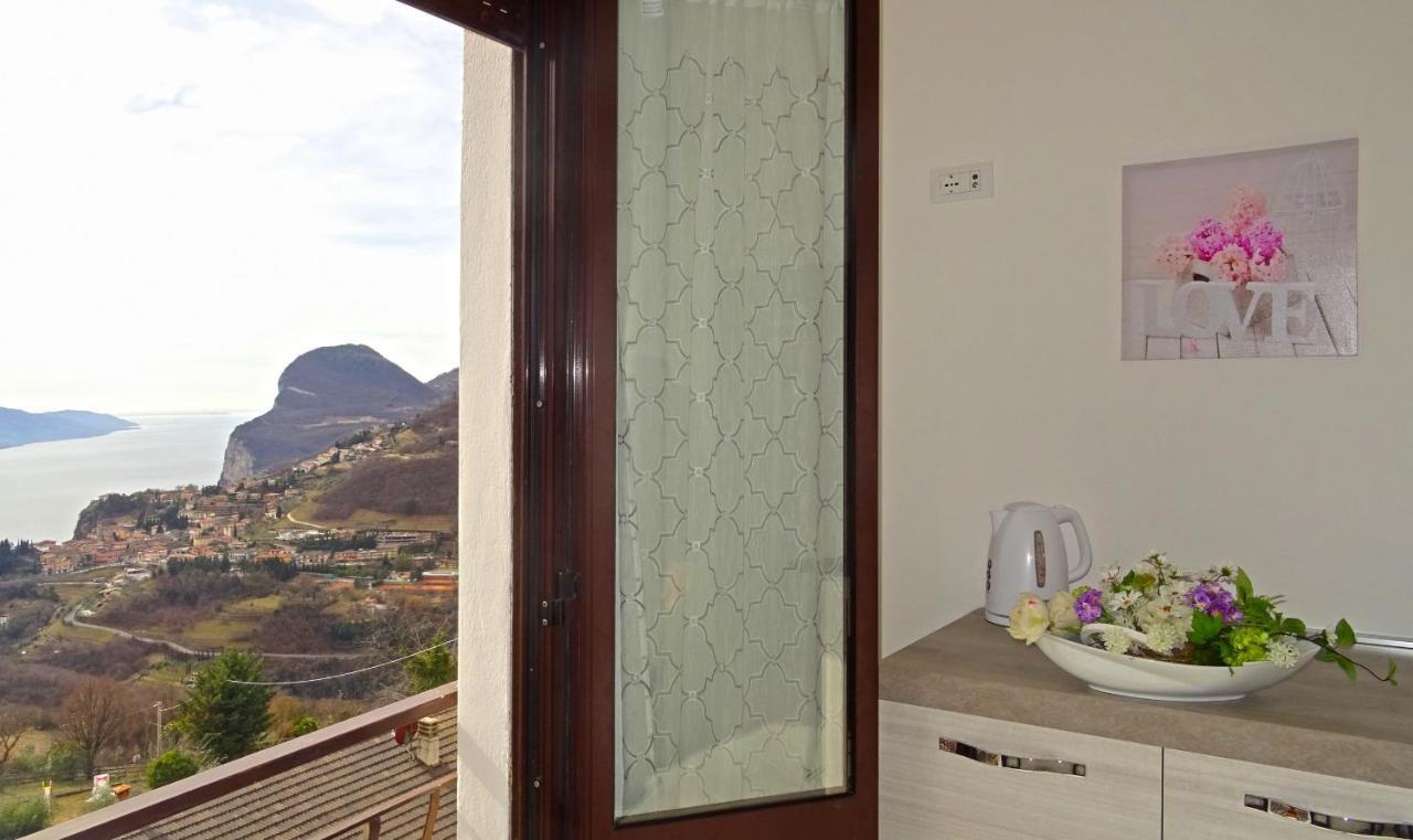 Casa Palanca Lake View Apartment By Gardadomusmea Tremosine المظهر الخارجي الصورة